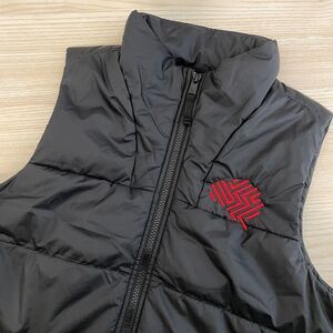 NWT The North Face Vest Women Medium Black 100% Polyester Full Zipper Sleeveless